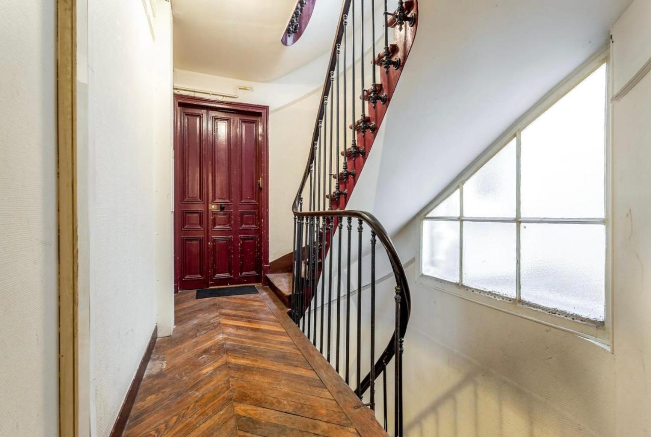 Abbesses - Superbe Appartement Avec Cheminees Paris Eksteriør billede